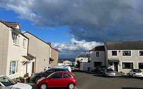Fantastic Three Bedroom Property